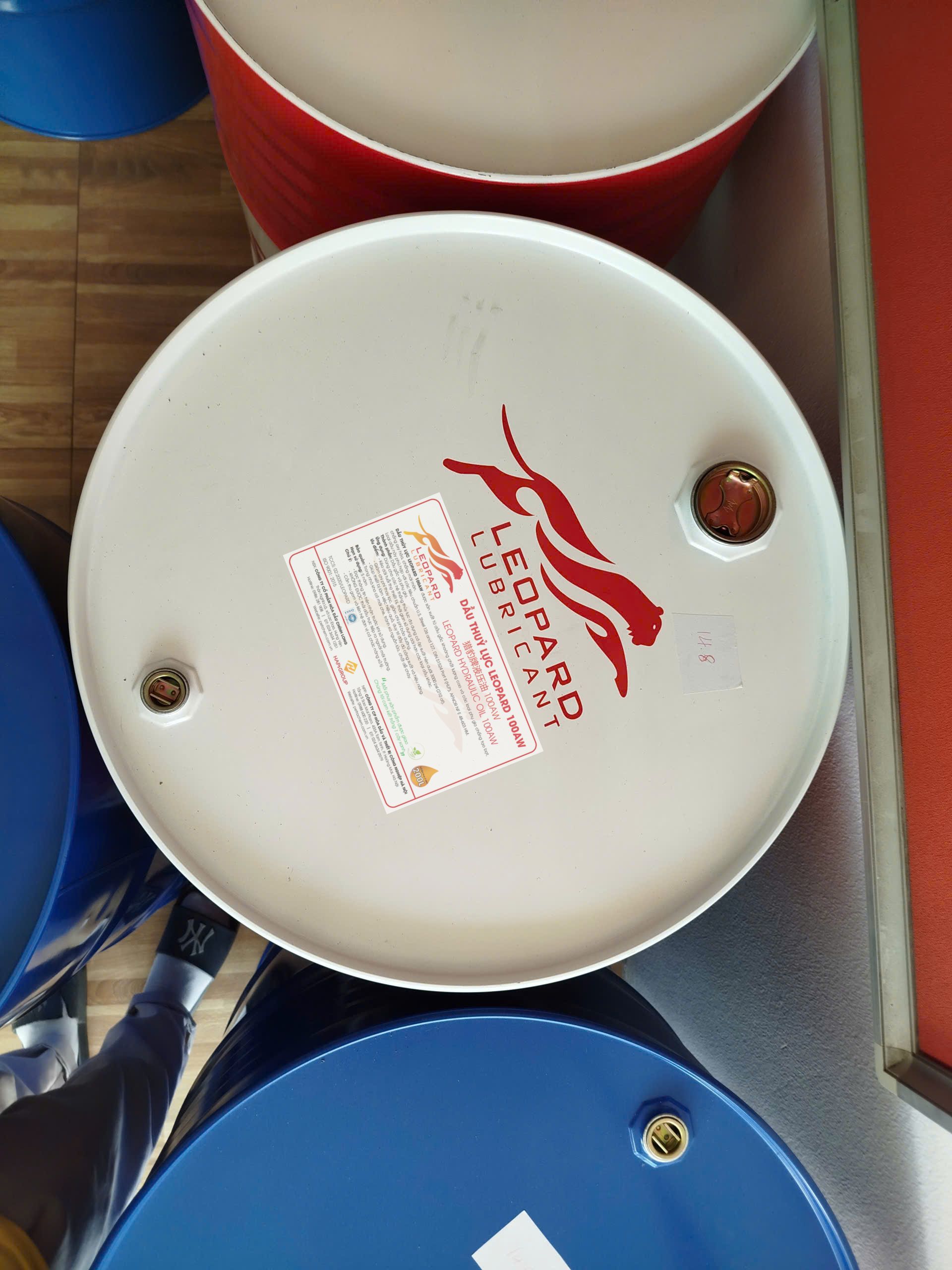 dau thuy luc leopard 100aw