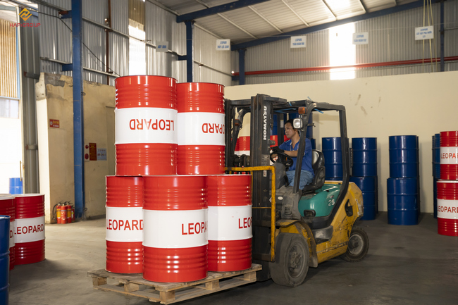 phuy dầu thủy lực là bao nhiêu lít